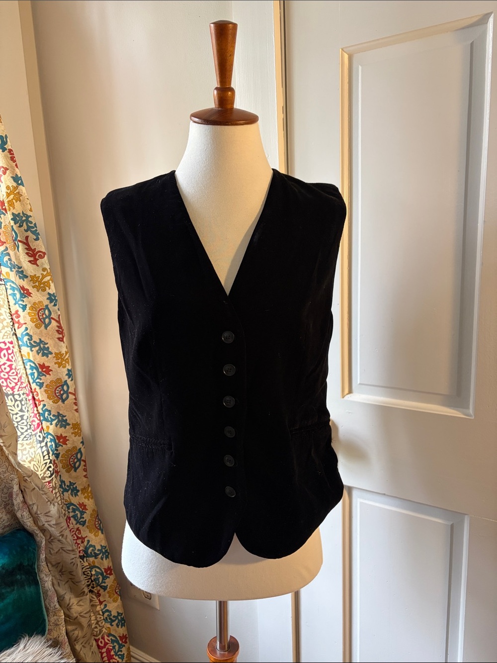 Zara  Button-Front Velvet Vest